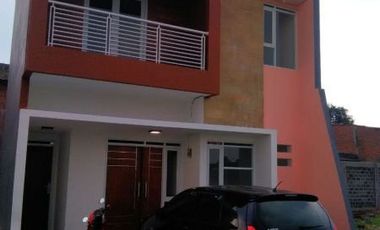 RUMAH 2 LANTAI READY STOCK DEKAT BUCIPER CIMAHI