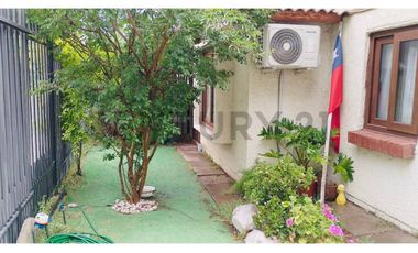 SE VENDE CASA EN LA FLORIDA - ROJAS MAGALLANES