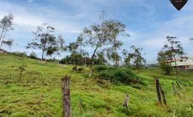 Terreno de venta en San Joaquin - Sayausi – código:20039
