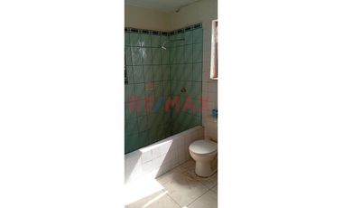 Se Vende Casa De Dos Pisos En Urbanización Idelfonso Coloma Sullana En Pasaje Muy Cerca A Calle José De Lama