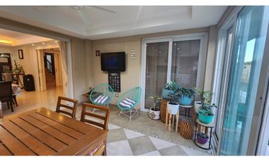 VENDO CHALET DE CATEGORIA PREMIUM EN BARRIO DALVIAN MENDOZA