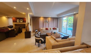 VENDO CHALET DE CATEGORIA PREMIUM EN BARRIO DALVIAN MENDOZA