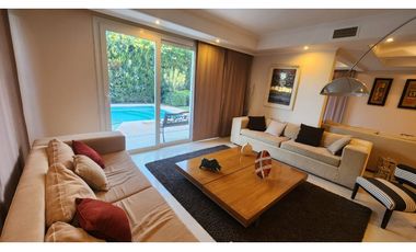 VENDO CHALET DE CATEGORIA PREMIUM EN BARRIO DALVIAN MENDOZA