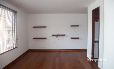 apartamento en arriendo en la cabrera. Cod A174