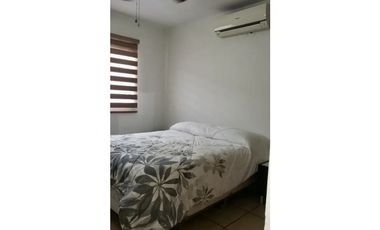 SE VENDE CASA EN PASEO DEL NORTE PH ALPES $225,000 AM
