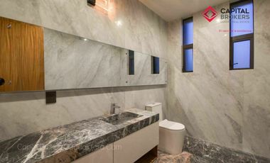 Mansión de Súper Lujo en Venta en Ayamonte Zapopan Zona Bajío Guadalajara