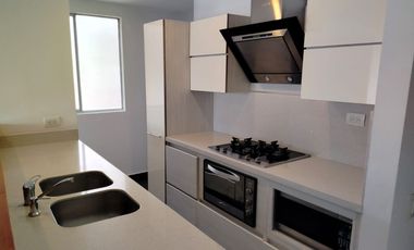 apartamento en arriendo en loma del esmeraldal. Cod A9155533