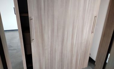 apartamento en arriendo en loma del esmeraldal. Cod A9155533