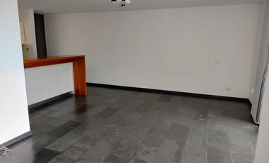 apartamento en arriendo en loma del esmeraldal. Cod A9155533