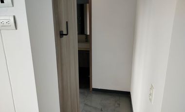 apartamento en arriendo en loma del esmeraldal. Cod A9155533