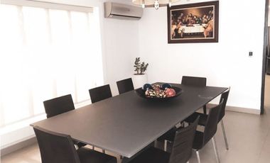 Sea Confiable Vende Casa en Obarrio de 4 recamaras - Piscina