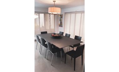 Sea Confiable Vende Casa en Obarrio de 4 recamaras - Piscina