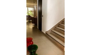 Sea Confiable Vende Casa en Obarrio de 4 recamaras - Piscina