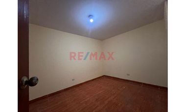 🏡✨ ¡Vendo Casa De 2 Pisos Con Gran Potencial De Inversión En Ciudad Del Deporte  Ventanilla! ✨🏡