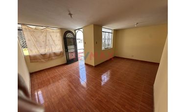 🏡✨ ¡Vendo Casa De 2 Pisos Con Gran Potencial De Inversión En Ciudad Del Deporte  Ventanilla! ✨🏡