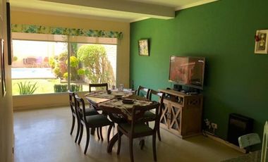 HERMOSA CASA EN VENTA CON 3 HABITACIONES, PILETA Y QUINCHO, QUILMES 1900 -TEMPERLEY-