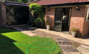 HERMOSA CASA EN VENTA CON 3 HABITACIONES, PILETA Y QUINCHO, QUILMES 1900 -TEMPERLEY-
