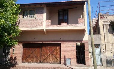 Casa en venta en Lanus Oeste