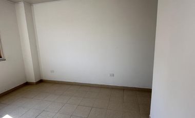 casa en arriendo en el carmelo. Cod A111466