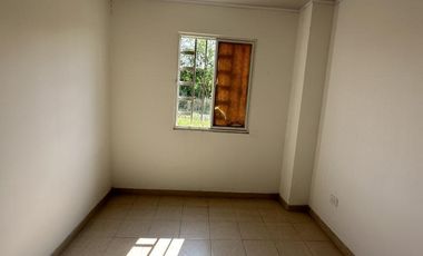 casa en arriendo en el carmelo. Cod A111466