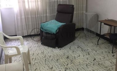 casa en venta en caobos. Cod V2390