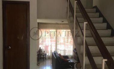 casa en venta en caobos. Cod V2390