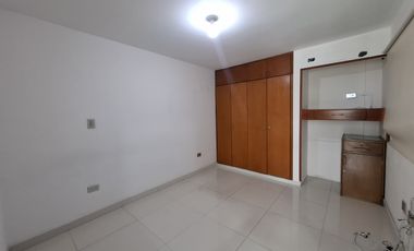 apartaestudio en arriendo en lleras restrepo. Cod A5603