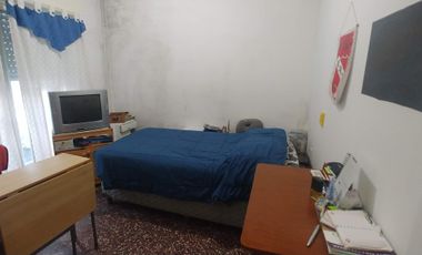 Casa tipo PH 4 Ambientes con cochera