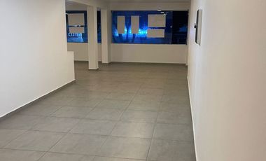local en arriendo en cabecera del llano. Cod A120628