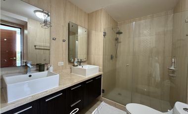 VENDO APARTAMENTO AMOBLADO EN PLAYA BLANCA, PH WATERWAYS (2)