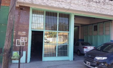 EXCELENTE LOCAL DE 40 M2 MAS ENTREPISO DE 20 M2