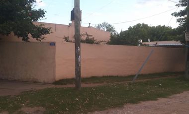 Venta de Casa con FACILIDADES en Paso del Rey, calle Atte. Brown cerca de Colectora Sur