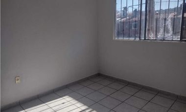 CASA EN VENTA EN RINCONADA ACOLAPA