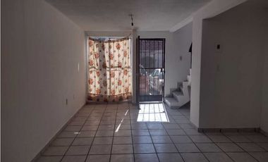 CASA EN VENTA EN RINCONADA ACOLAPA