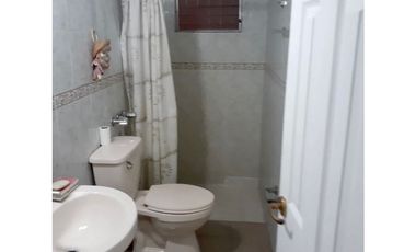 SE VENDE CASA EN EL BOSQUE $240,000 AM