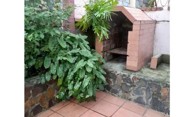 SE VENDE CASA EN EL BOSQUE $240,000 AM