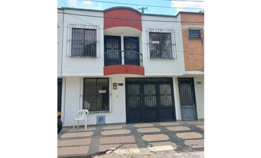 Oportunidad Única en Belmonte: Casa Dúplex con 4 Habitaciones y Garaje