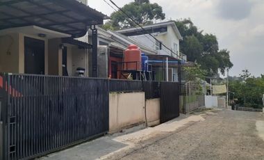 RUMAH MODEL UNIK DI CIMAHI SELANGKAH TOL BAROS