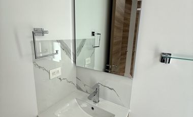 SURPONIENTE EN XARAMA AMPLIA EXCELENTES ESPACIOS