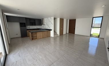 SURPONIENTE EN XARAMA AMPLIA EXCELENTES ESPACIOS