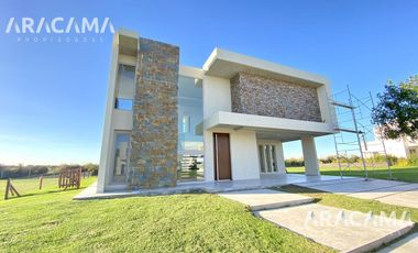 CASA en VENTA en Terralagos  - Canning