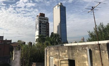 SANTILLI - MANUEL CASTRO 679 - Lomas de Zamora Oeste