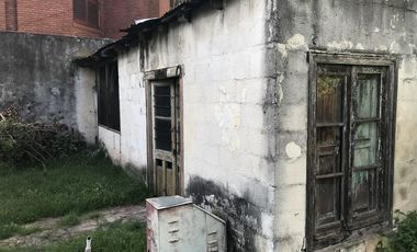 SANTILLI - MANUEL CASTRO 679 - Lomas de Zamora Oeste