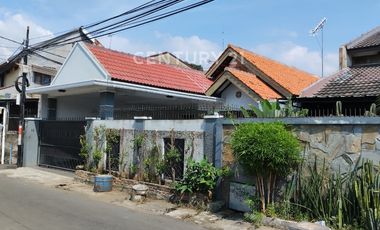 Rumah Siap Huni Di Matraman Ada Akses Kendaraan Umum