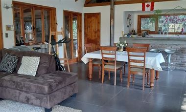 Preciosa casa en parcela de 4d/4b + Quincho en Carampangue