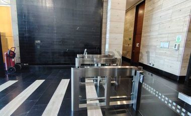 OPORTUNIDAD! OFICINA EN AVDA. LA DEHESA, LUMINOSIDAD Y CONECTIVIDAD