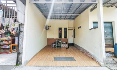 Rumah 3 KT Strategis 10 Mnt ke Pintu Tol Kayu Manis 1 Bisa KPR J-36524