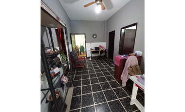 CASA VENTA CALLE ASUNCION Y PARIS