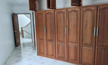 venta de casa, urb. Vista Hermosa