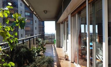 Dpto 4 amb, 248 m2 total, c/balcón al frente vista panorámica, 2 cocheras y baulera, Recoleta